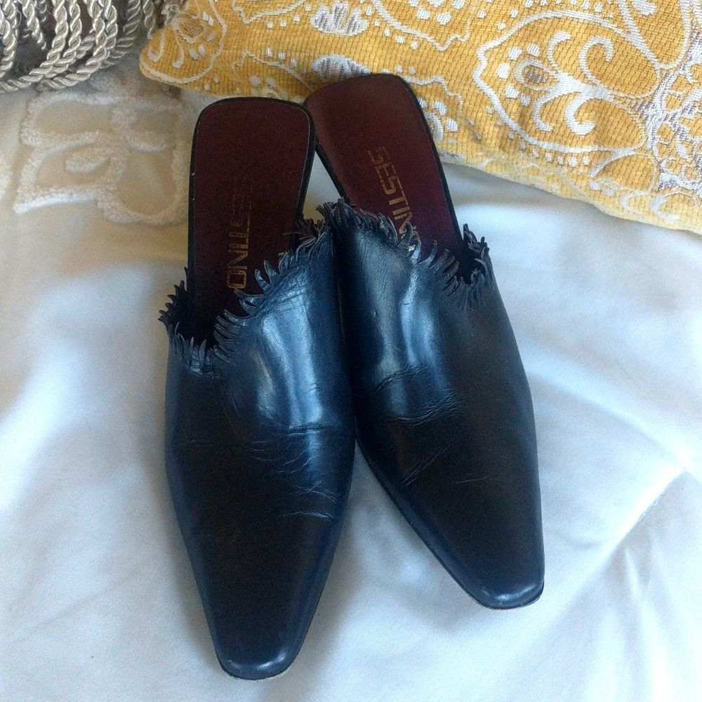 Sestino -Super Funky Fringed Mules